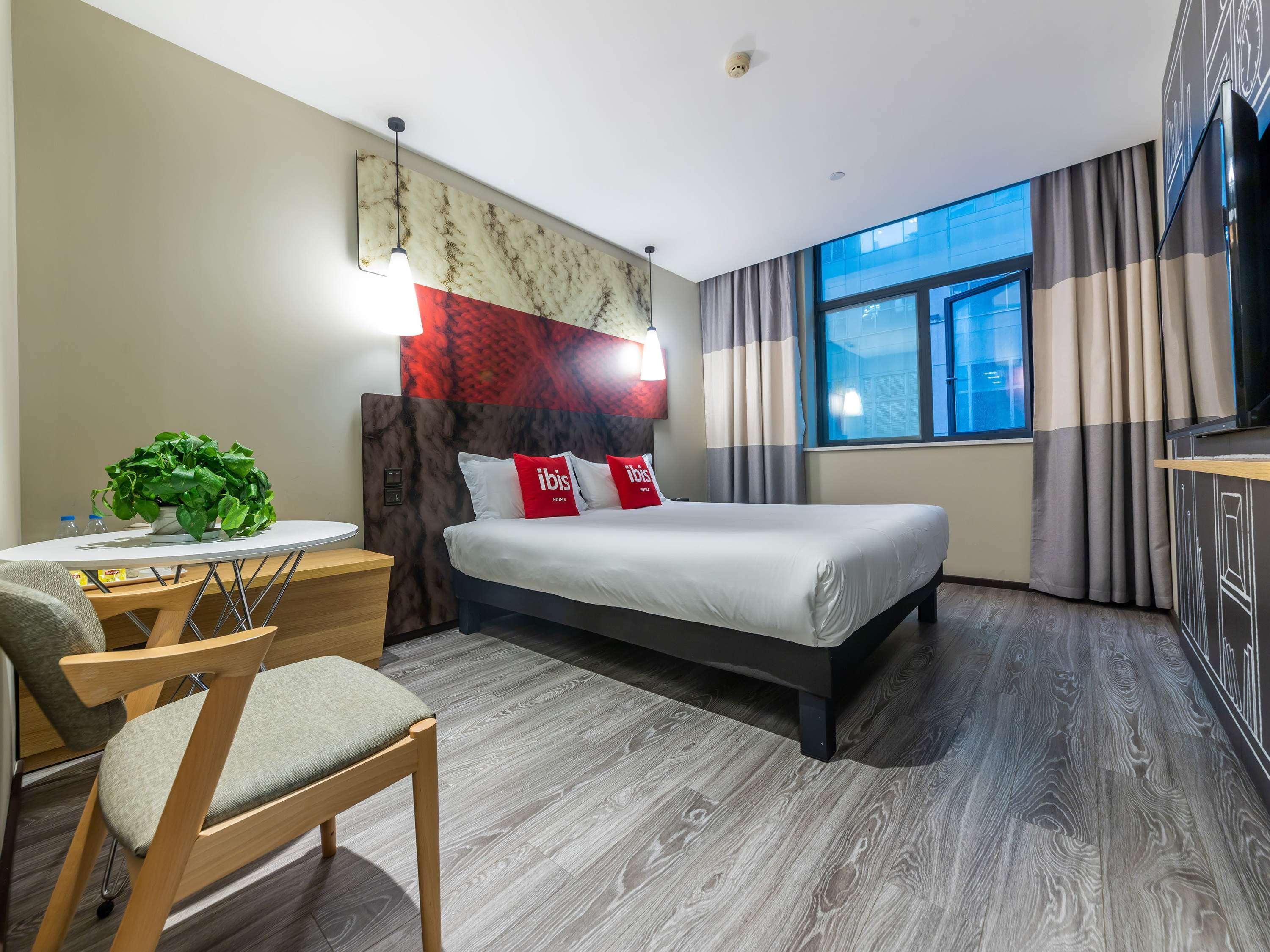 Ibis Chongqing Jiefangbei Pedestrian Street Hotel Extérieur photo