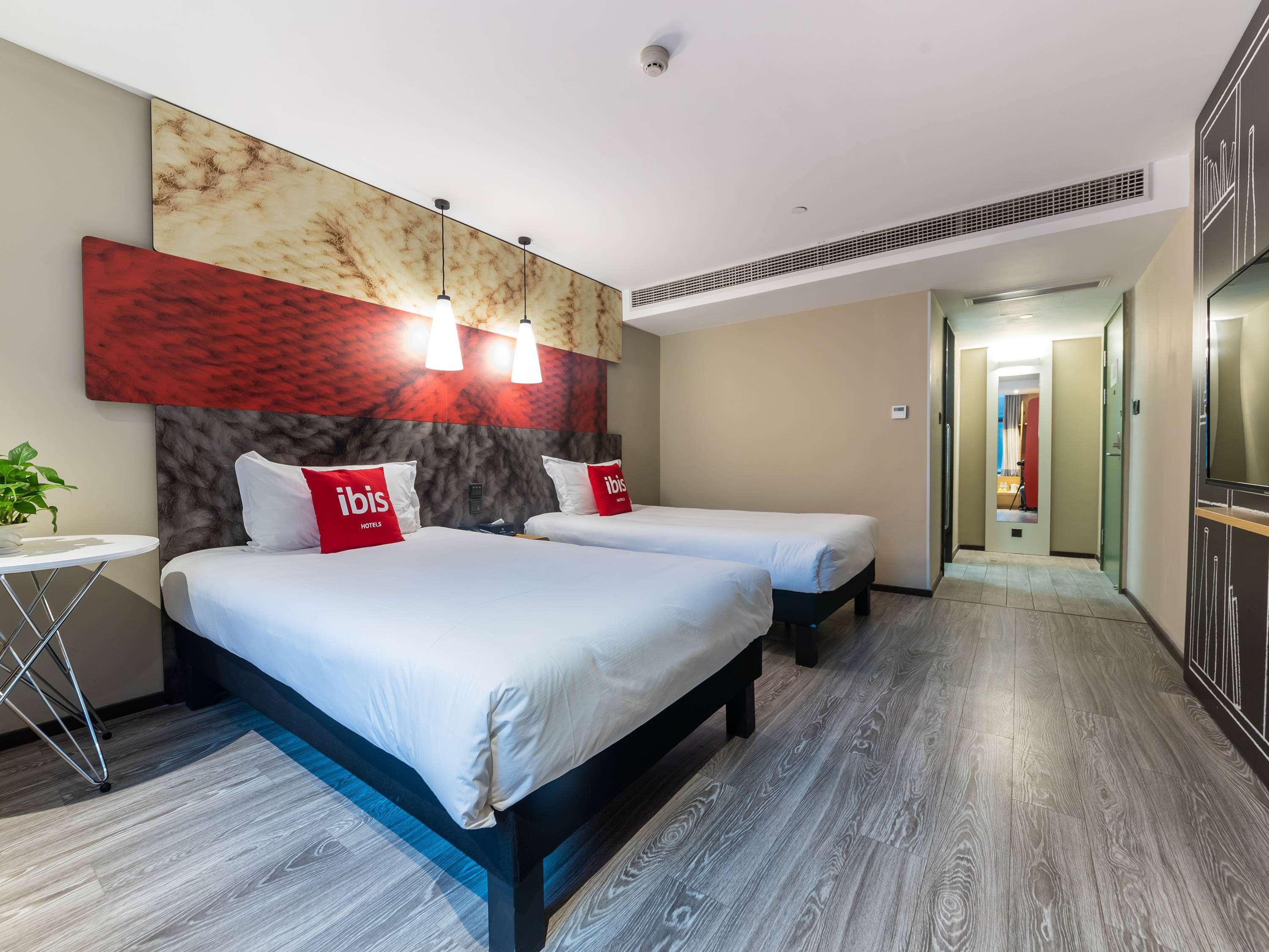 Ibis Chongqing Jiefangbei Pedestrian Street Hotel Extérieur photo