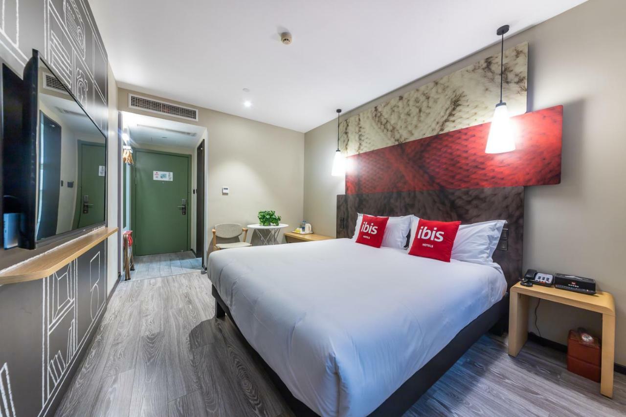 Ibis Chongqing Jiefangbei Pedestrian Street Hotel Extérieur photo
