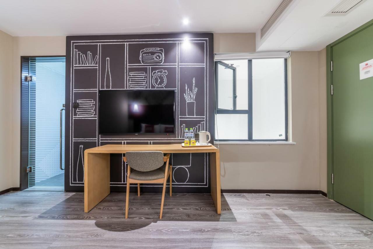Ibis Chongqing Jiefangbei Pedestrian Street Hotel Extérieur photo