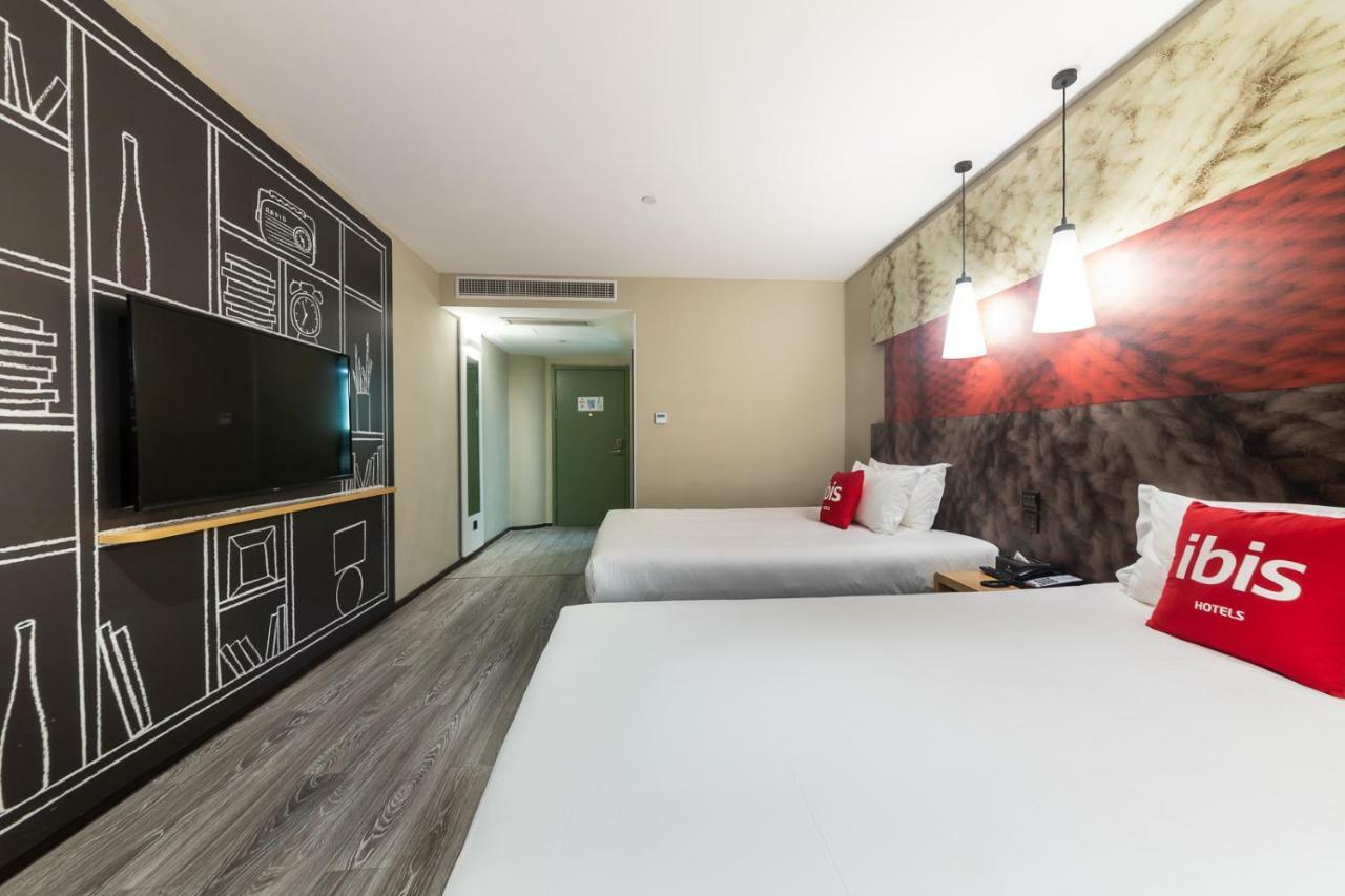 Ibis Chongqing Jiefangbei Pedestrian Street Hotel Extérieur photo